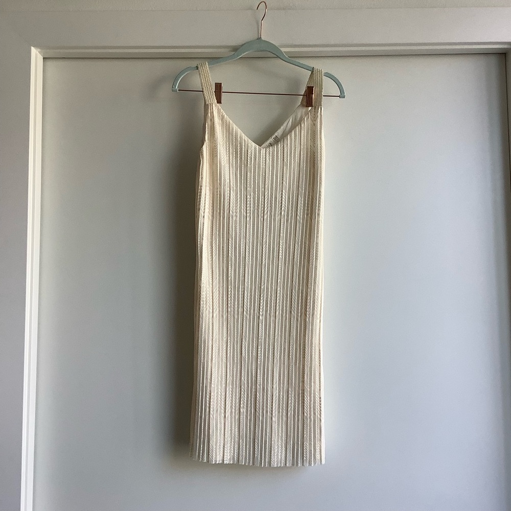 Anthropologie Cream Sleeveless Dress - Picture 4 of 8